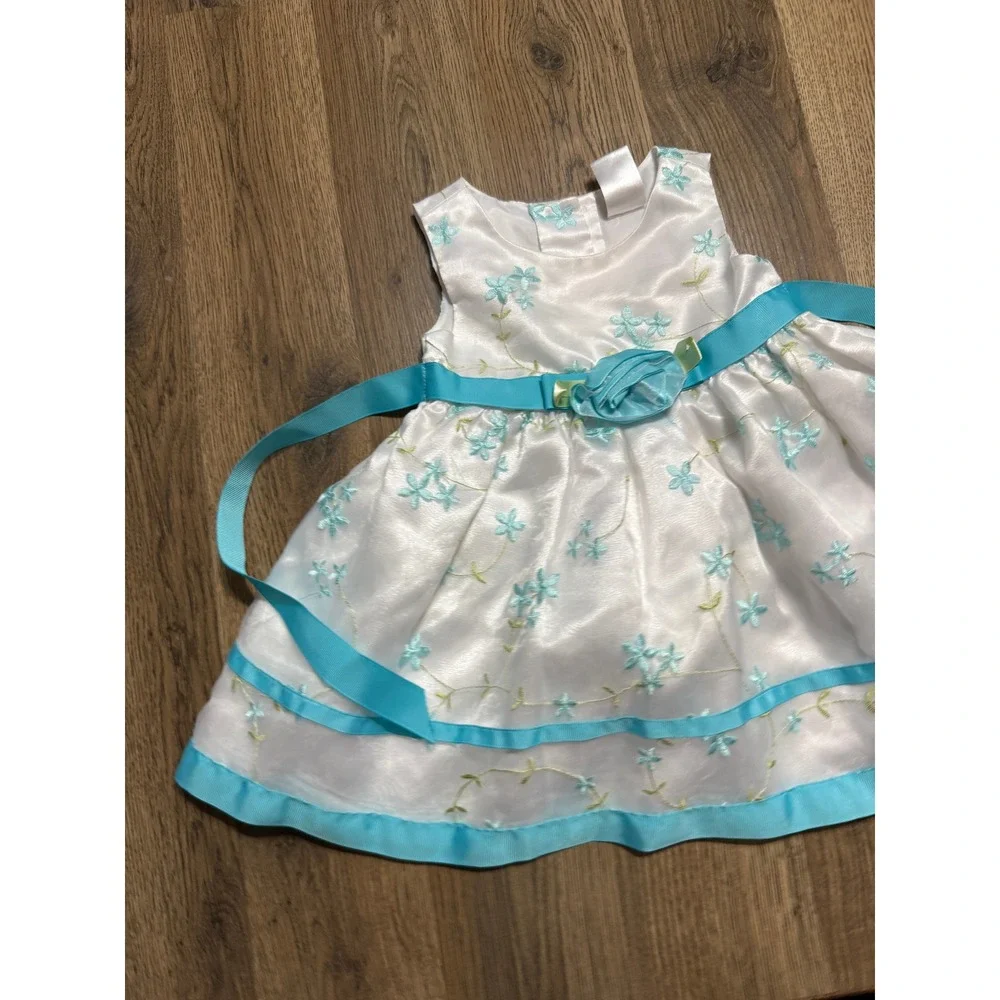 Youngland baby dress